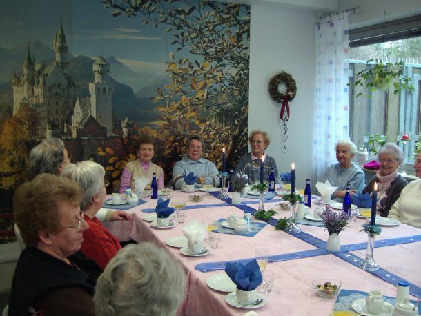 Geburtstagsfeier in der Seniorentagesstätte